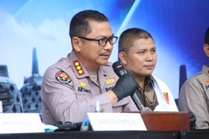 Polda Jateng Tindak Tegas Produsen Curang “Minyakita” di Karanganyar, Sita Puluhan Ribu Botol Kemasan